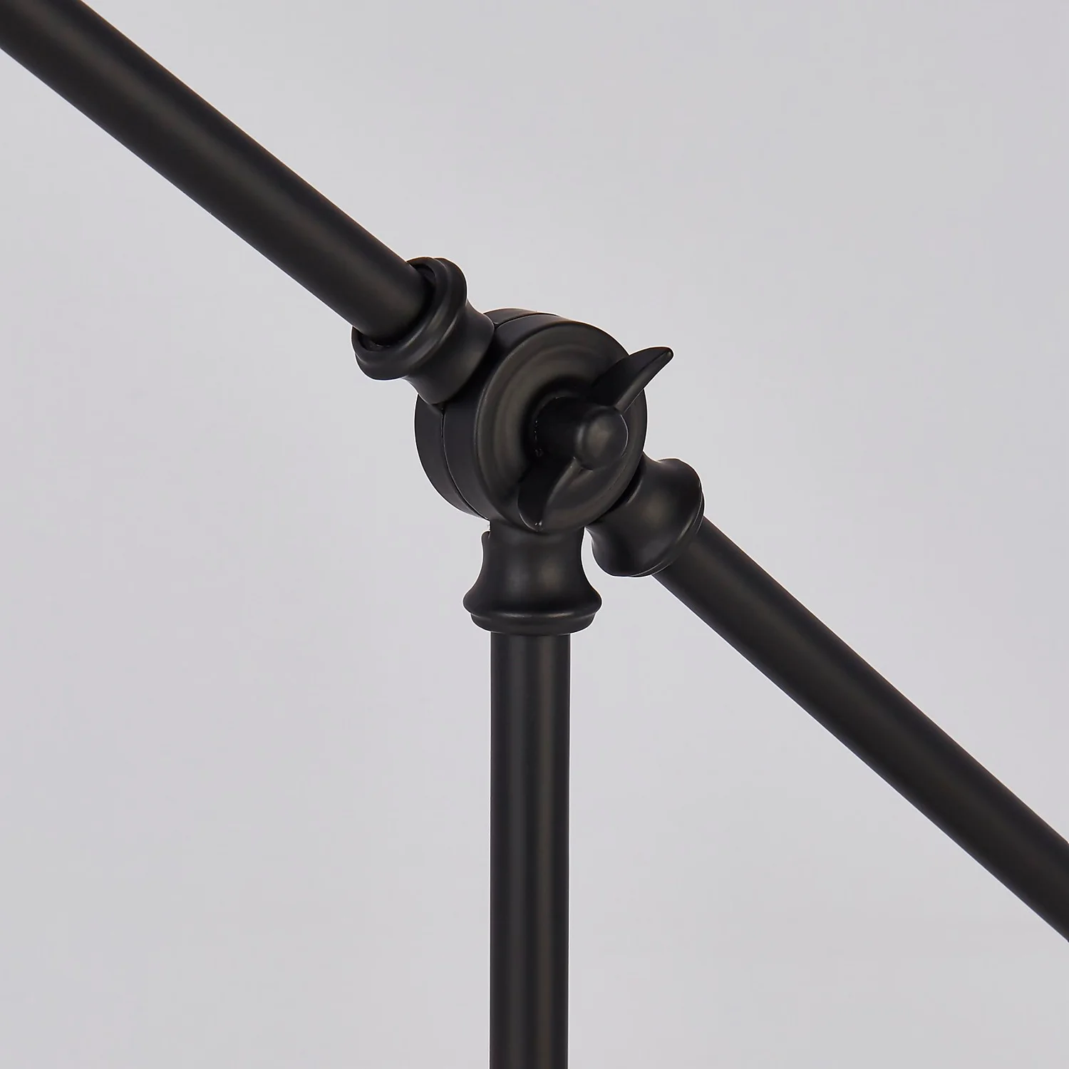 Country Living Farmhouse Table Lamp - White 7 Country Living Farmhouse Table Lamp - White - Image 5