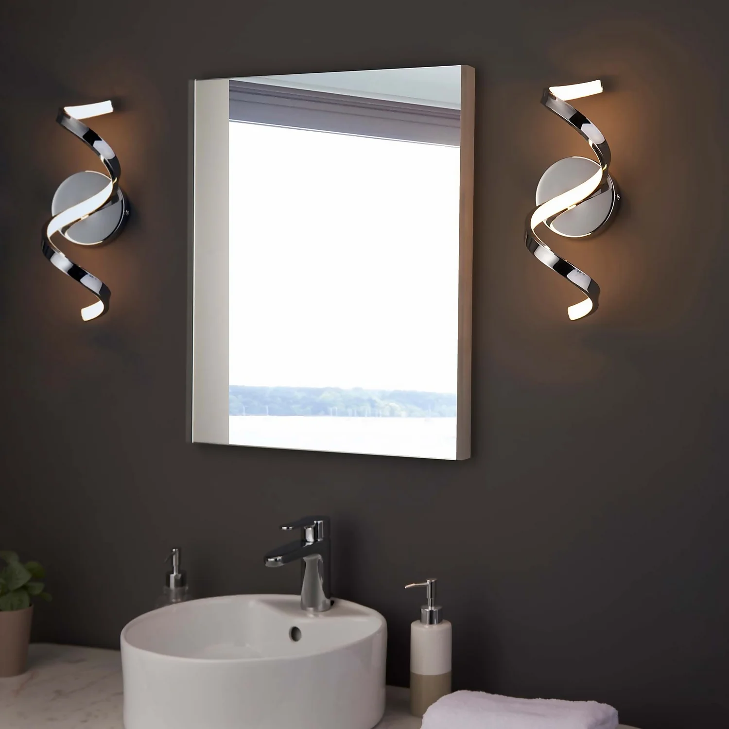 Astral Bathroom Wall Light - Chrome 6 Astral Bathroom Wall Light - Chrome - Image 4