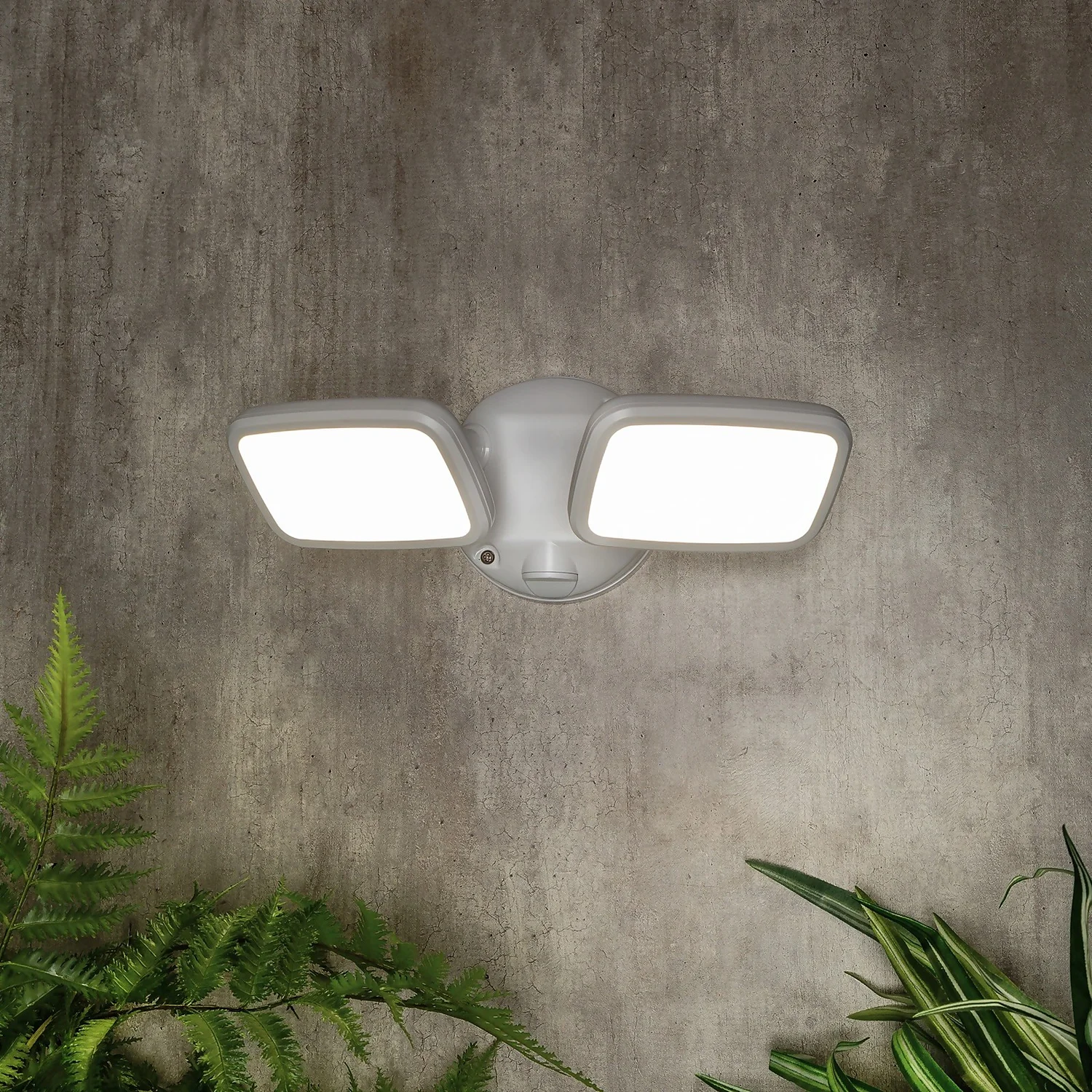 Lynn 2 Light Outdoor Wall Light (IP65) - White 3 Lynn 2 Light Outdoor Wall Light (IP65) - White